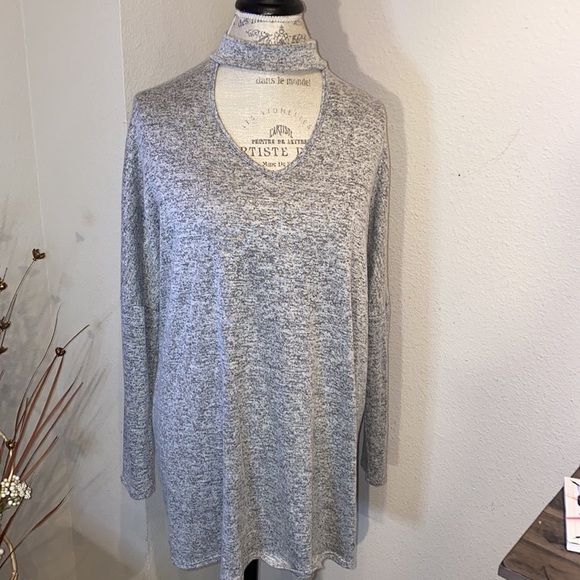 ee:some gray sweater longsleeve Small soft shirt​ - Picture 5 of 8